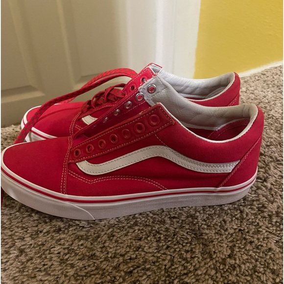 VANS WARD LO RED SNEAKER - MEN'S/WONENS - Picture 2 of 5